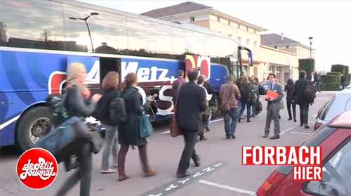 Le bus des journalistes